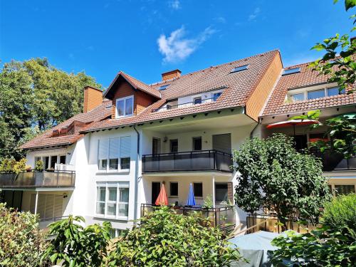Claudia Neufert Immobilien Hausansicht